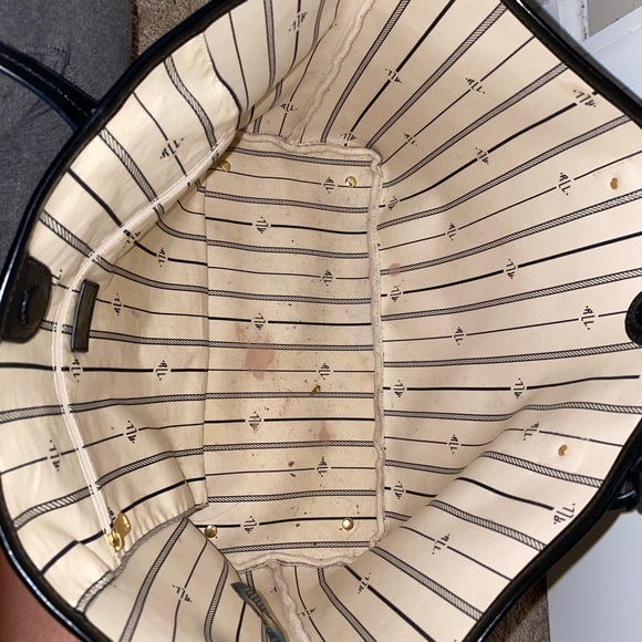 Purse - Picture 3 of 4